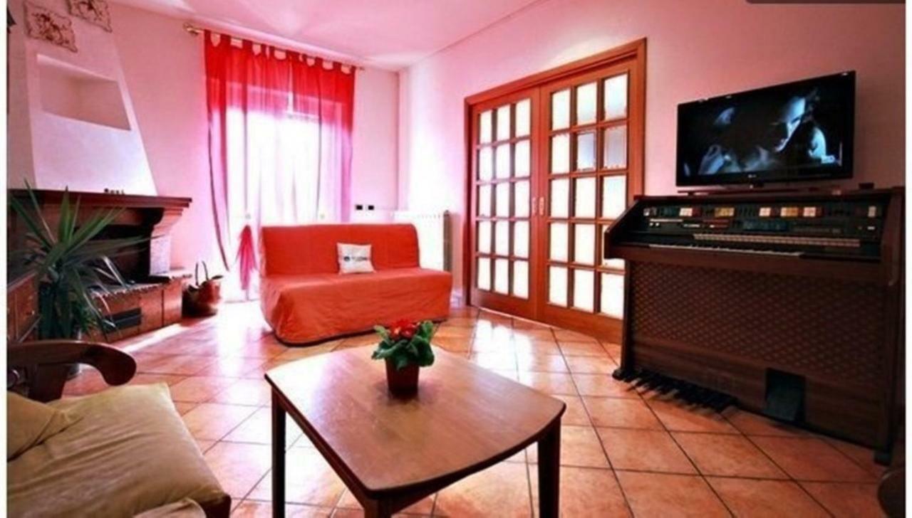 Julias Domus, T Apartment, Metro C Rom Exterior foto